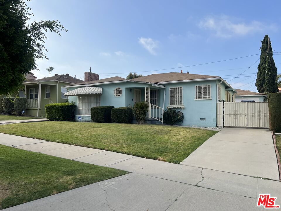 3511 Floresta Avenue — photo