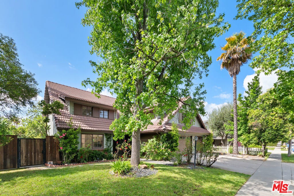 26926 De Berry Drive — photo