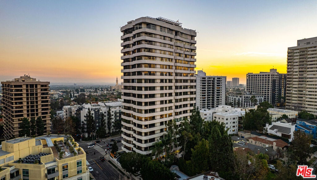 10601 Wilshire Boulevard 504 — photo