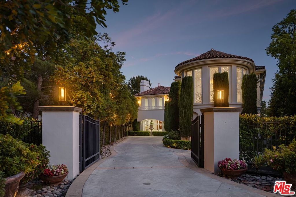 11730 Stonehenge Lane — photo