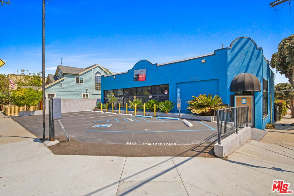 2331 4th Street — photo