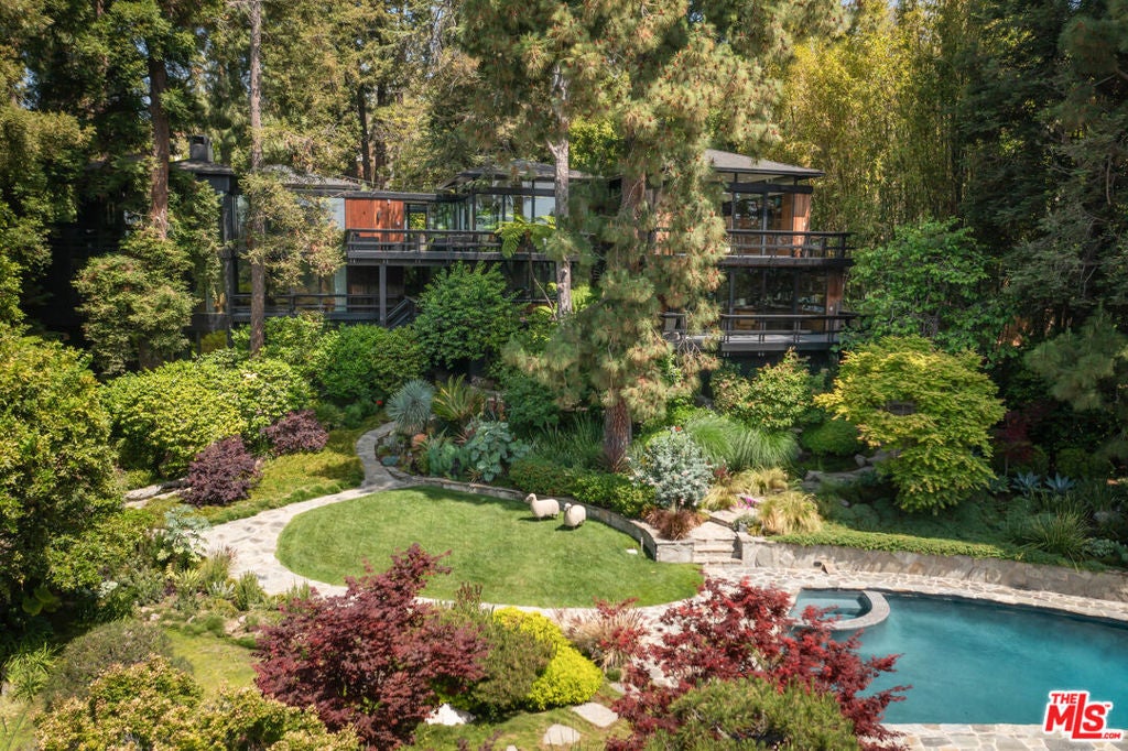 900 Napoli Drive — photo