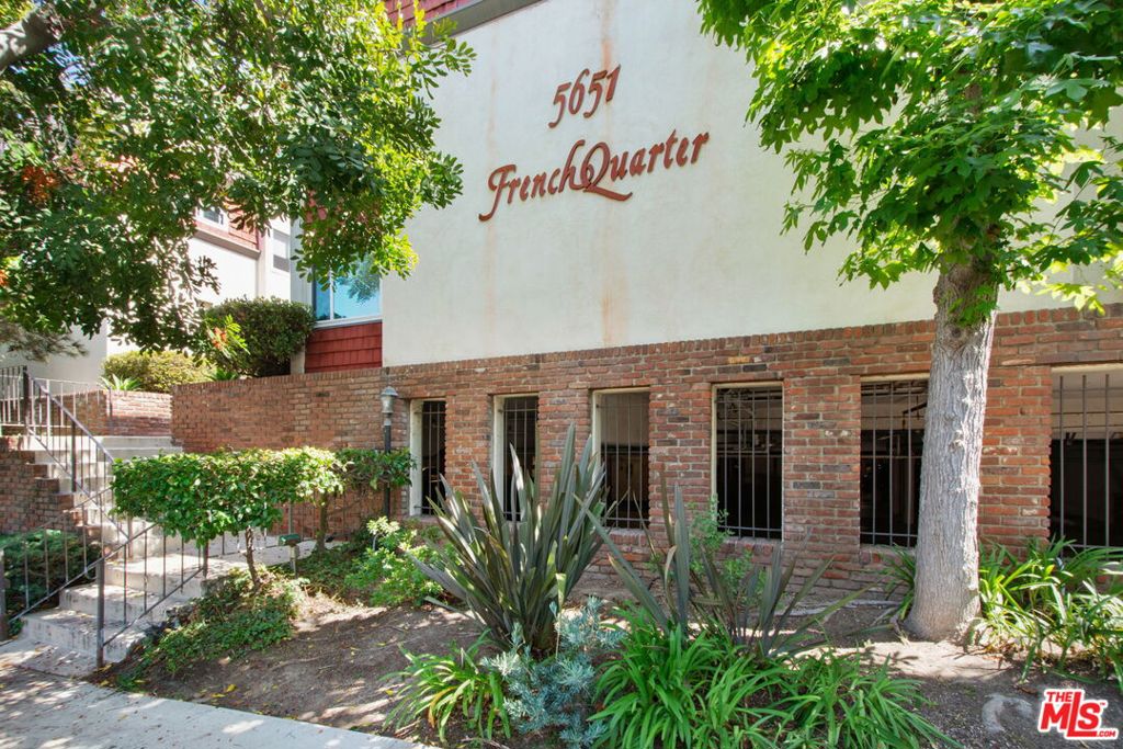 5651 Sumner Way 209 — photo