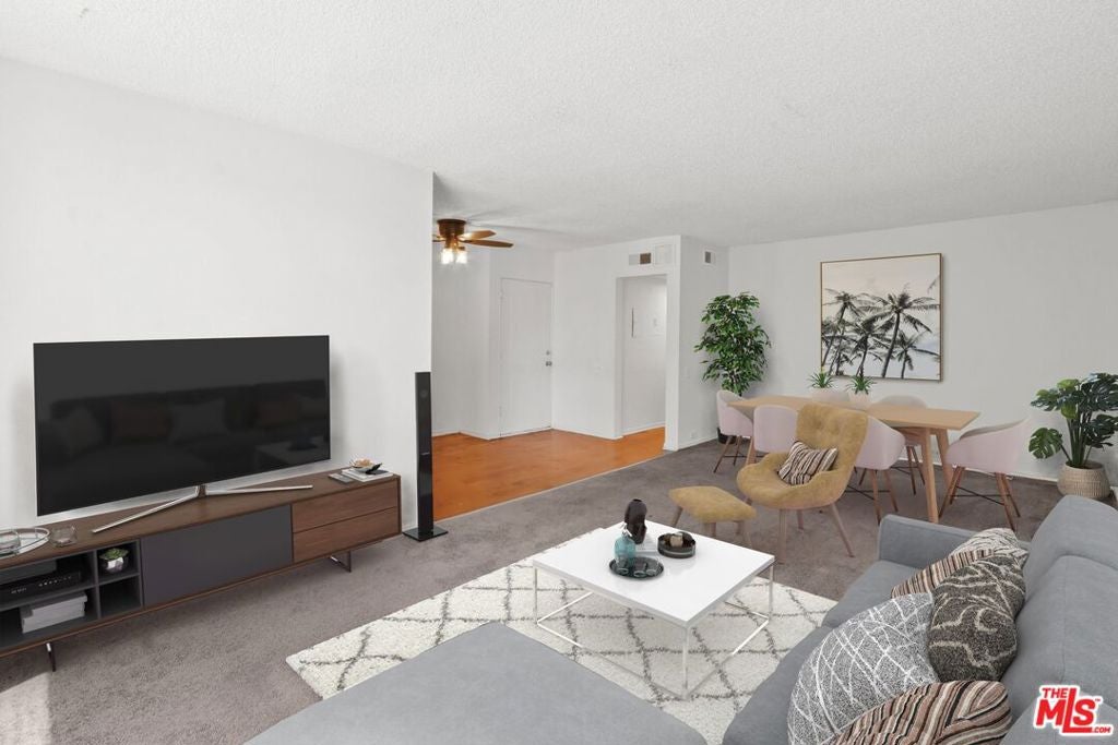 500 Evergreen Street 306 — photo