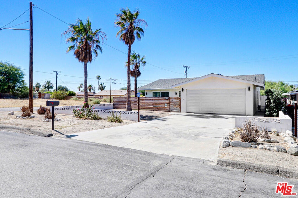 66735 Buena Vista Avenue — photo