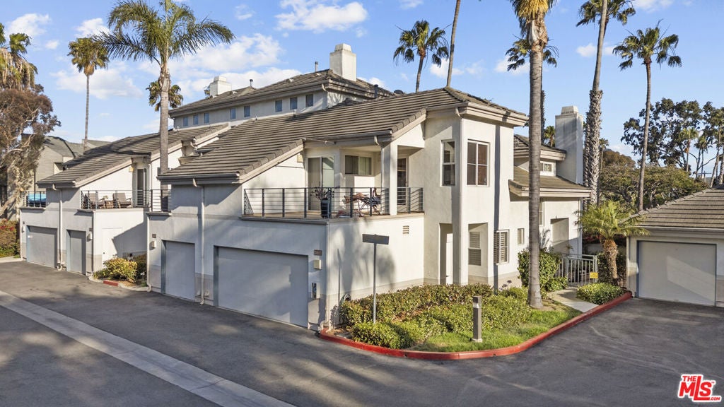 373 Blue Dolphin Drive — photo