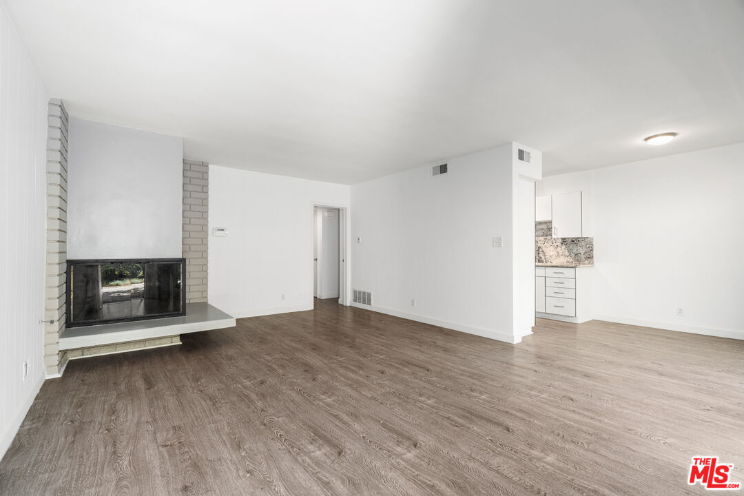 7712 Paseo Del Rey Unit 4 — photo