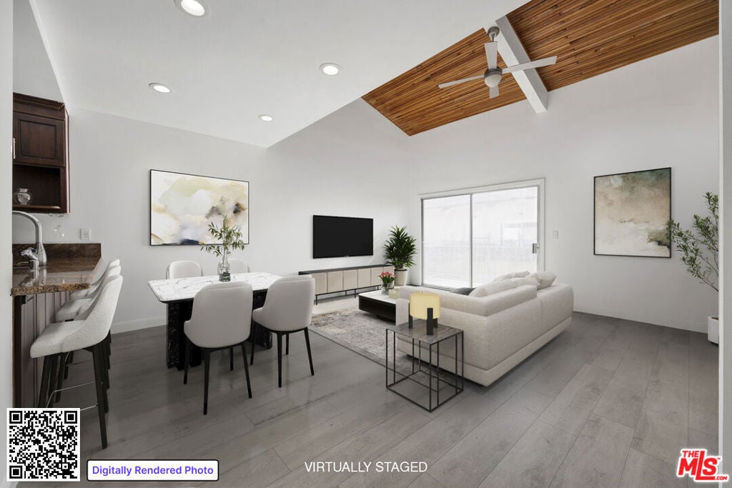 5460 White Oak Avenue G305 — photo