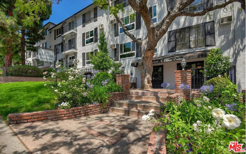 1222 N Olive Drive 209 — photo