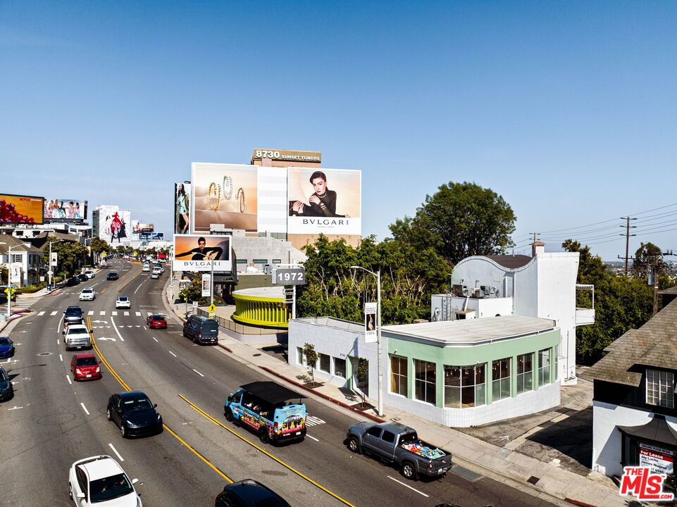 8768 W Sunset Boulevard — photo