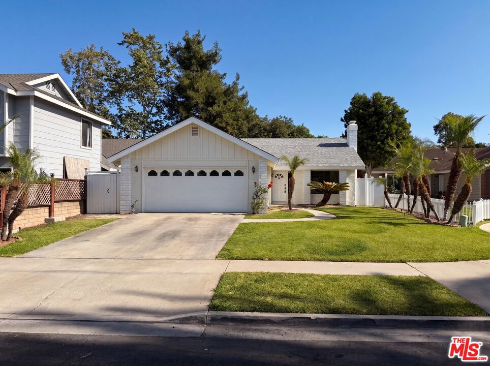 23732 San Dona — photo