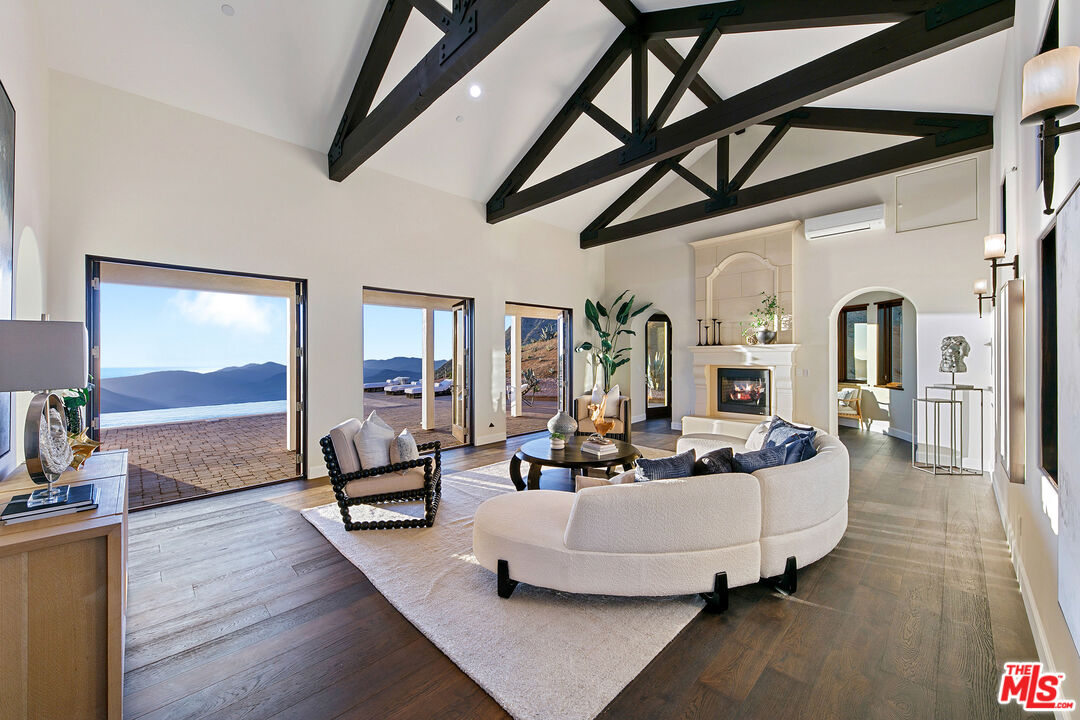 8567 Rd Mipolomol Rd, Malibu, CA 90265 — photo 3