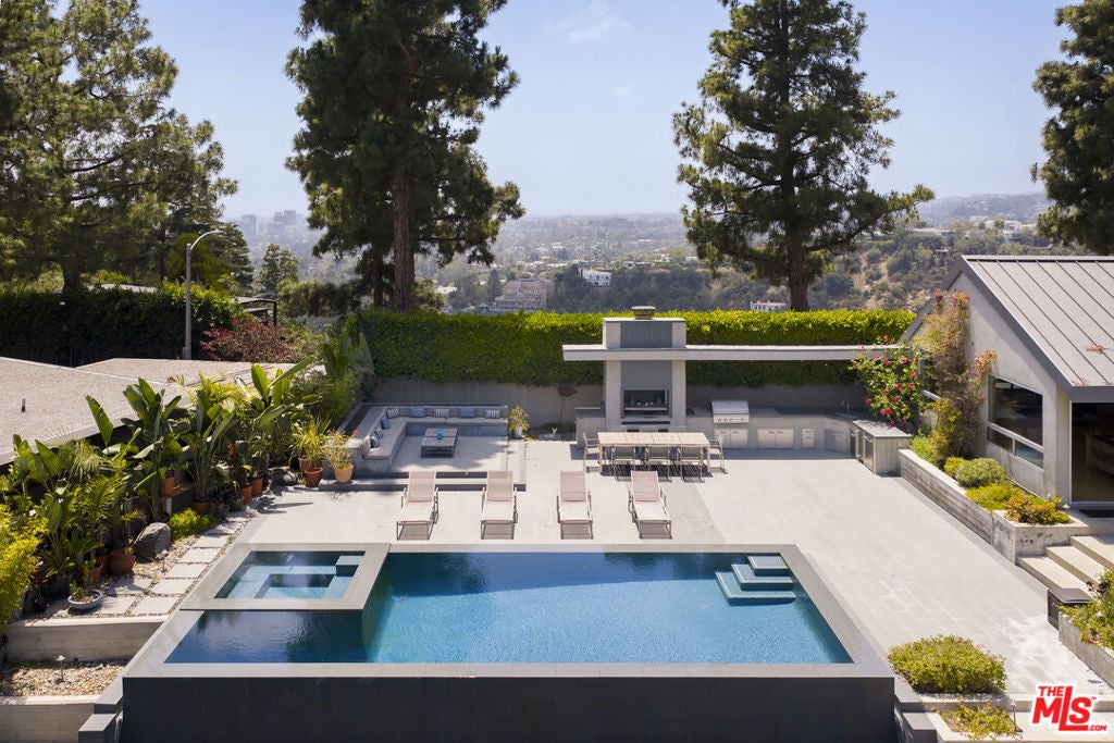 1270 Lago Vista Drive — photo