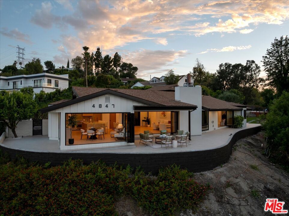 4847 Brewster Drive — photo