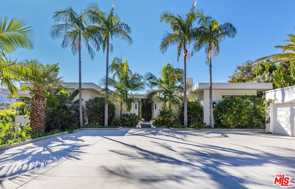 660 Club View Drive — photo