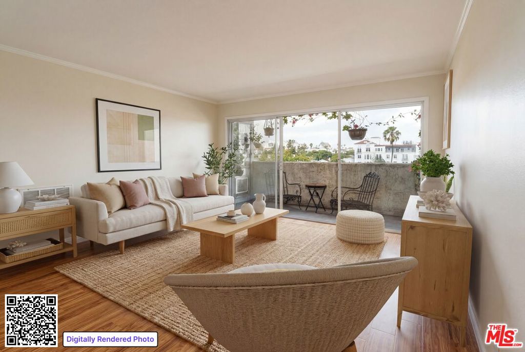 8400 De Longpre Avenue 410 — photo