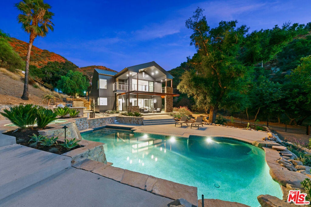 28525 Newton Canyon Road — photo
