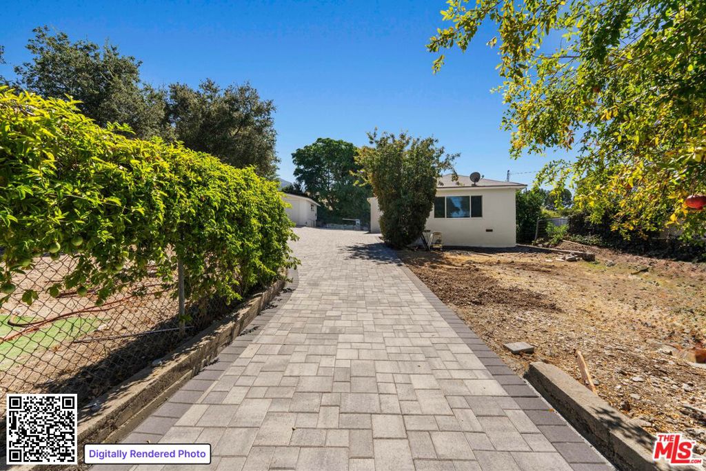 10214 Marcus Avenue — photo