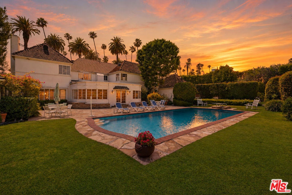 904 N Beverly Drive — photo