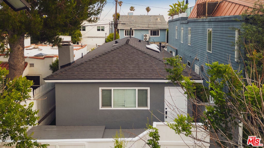 806 Navy Street — photo