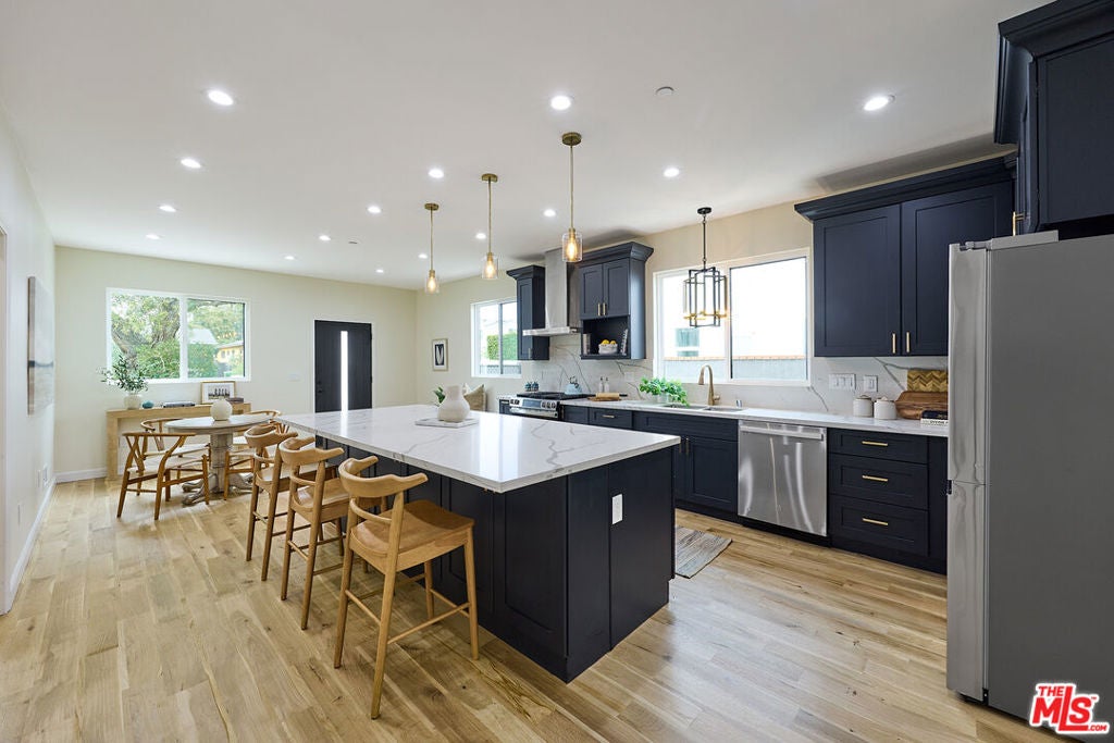12209 Havelock Avenue — photo