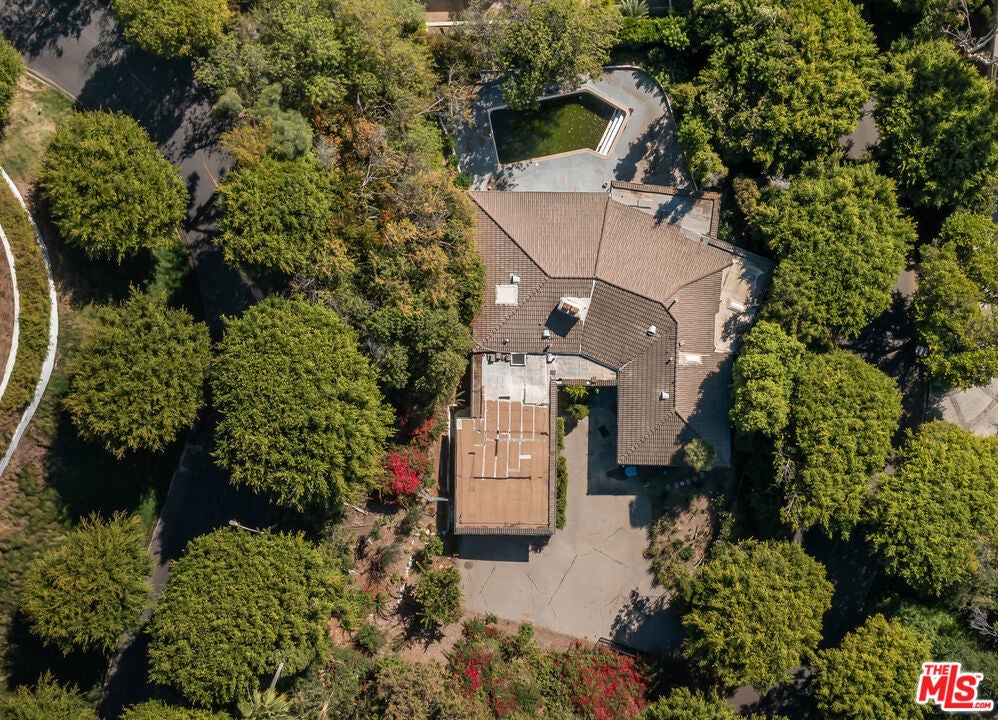1150 Laurel Way — photo