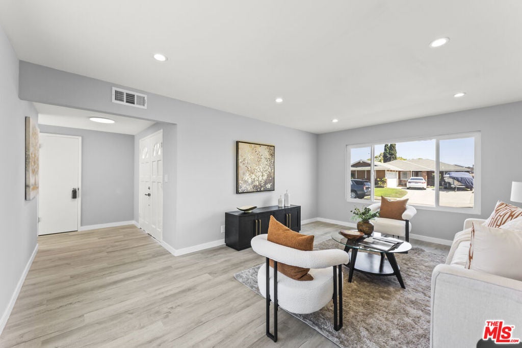 509 E Moorehaven Drive, Carson, CA 90746 — photo 3