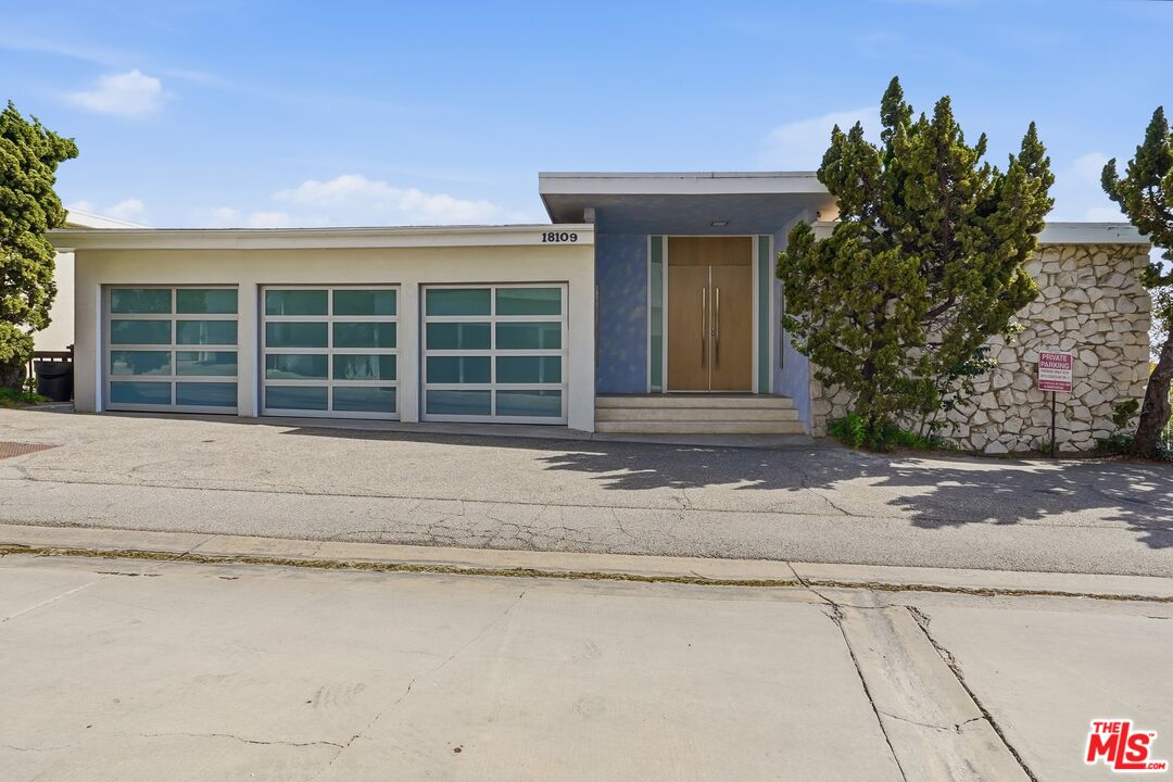 18109 Coastline Dr — photo