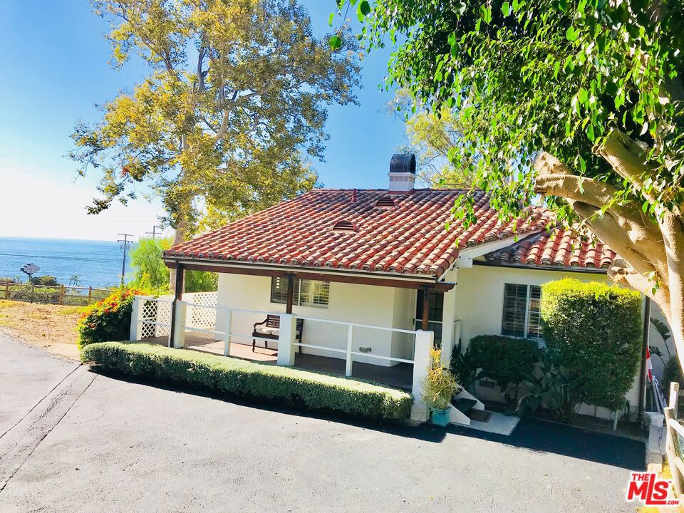 27355 Pacific Coast Highway B — photo