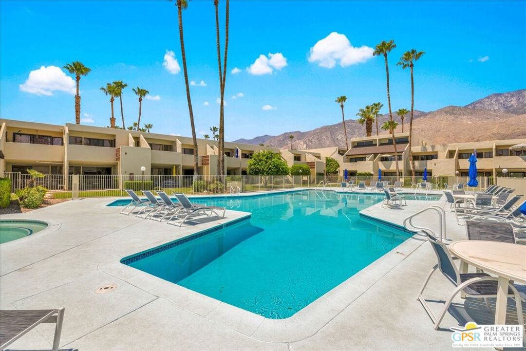 1655 E Palm Canyon Drive 609 — photo