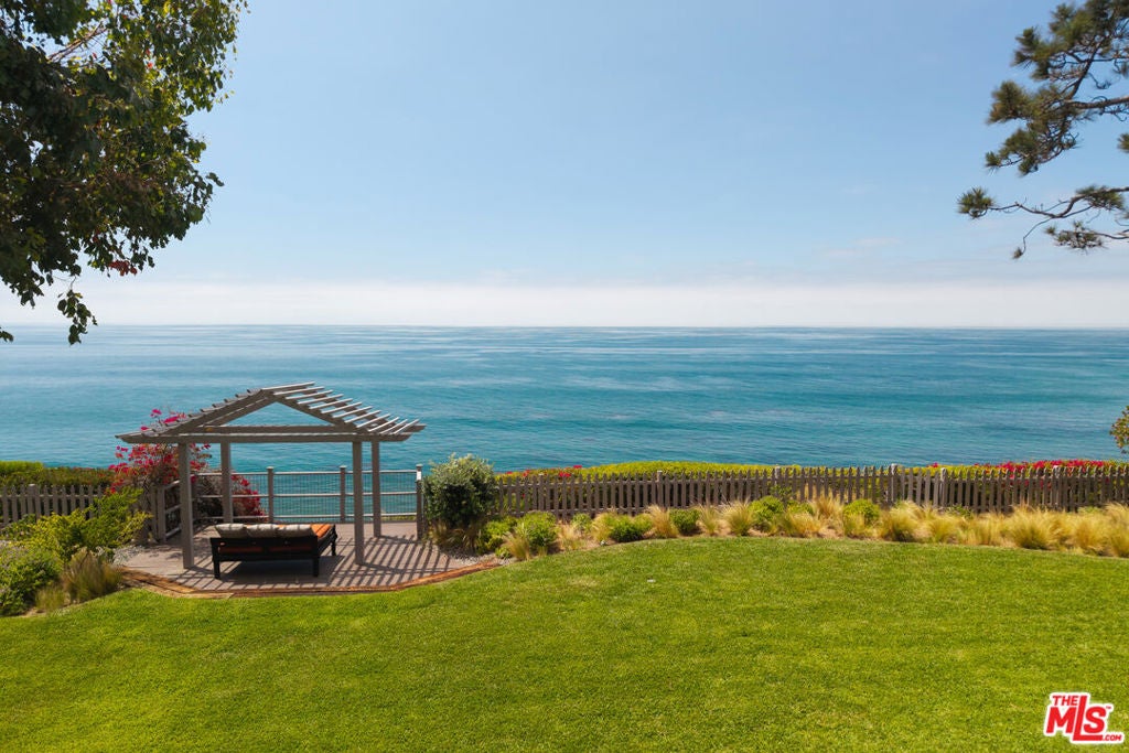 28980 Cliffside Drive — photo