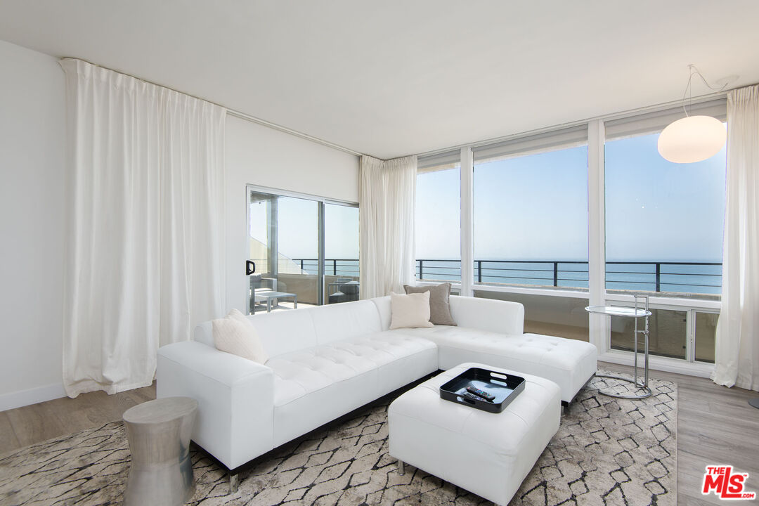 18063 Coastline Dr 3 — photo