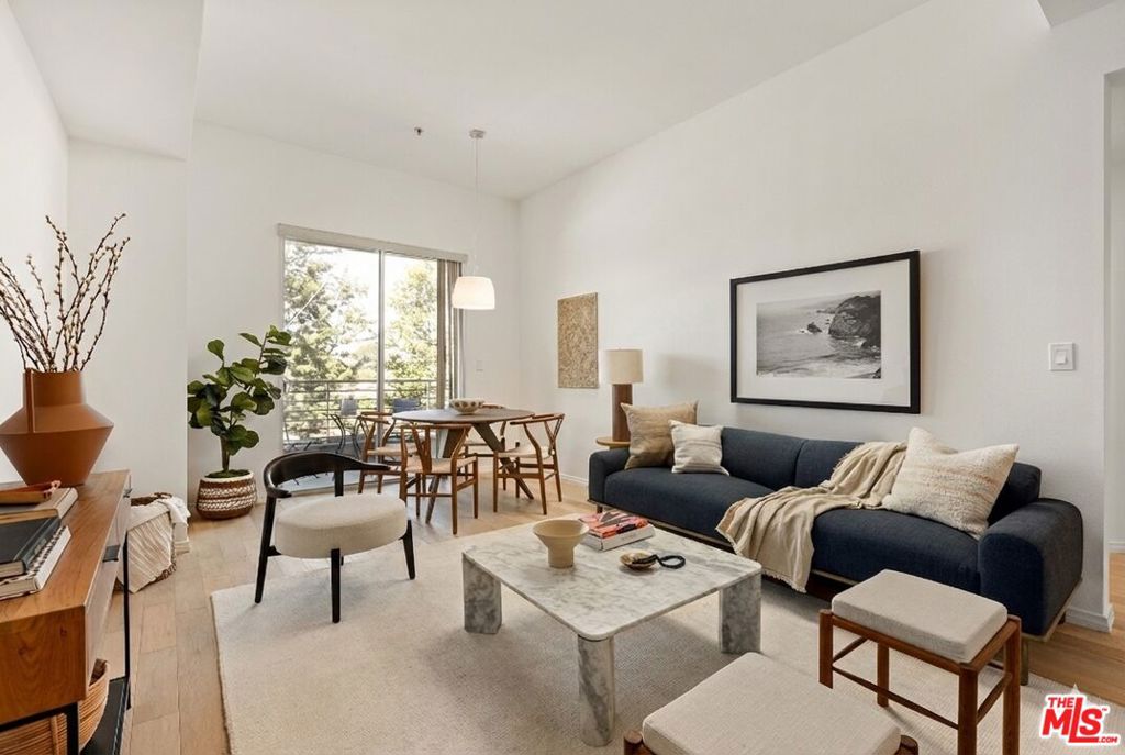 4180 Fair Avenue 206 — photo