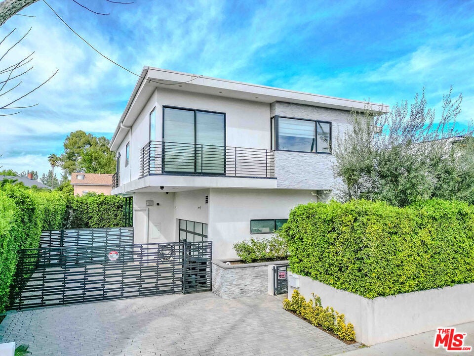 13311 W Magnolia Boulevard — photo