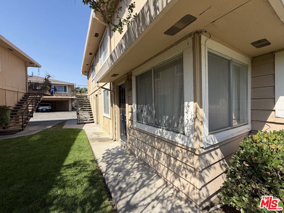 26425 Paseo Pamela — photo