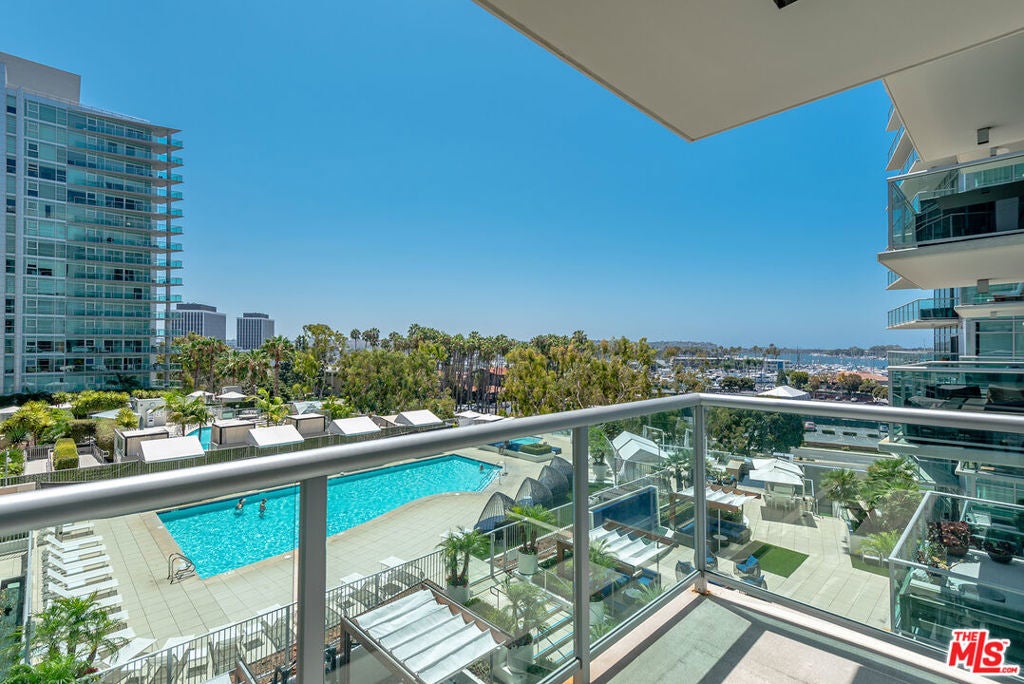 13700 Marina Pointe Drive 630 — photo