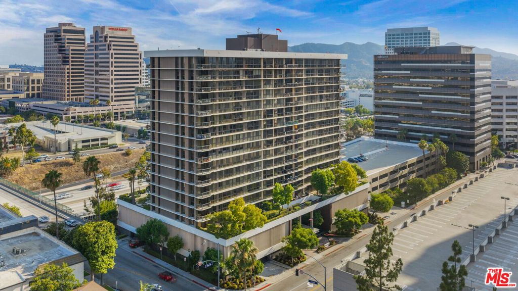 222 Monterey Road 505 — photo