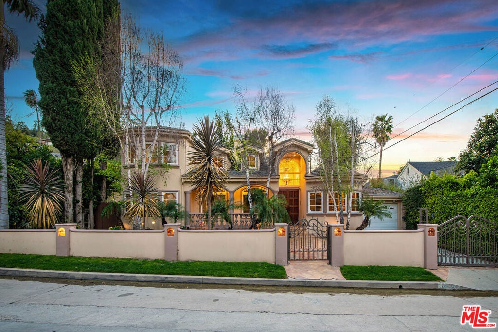 4063 Benedict Canyon Drive — photo