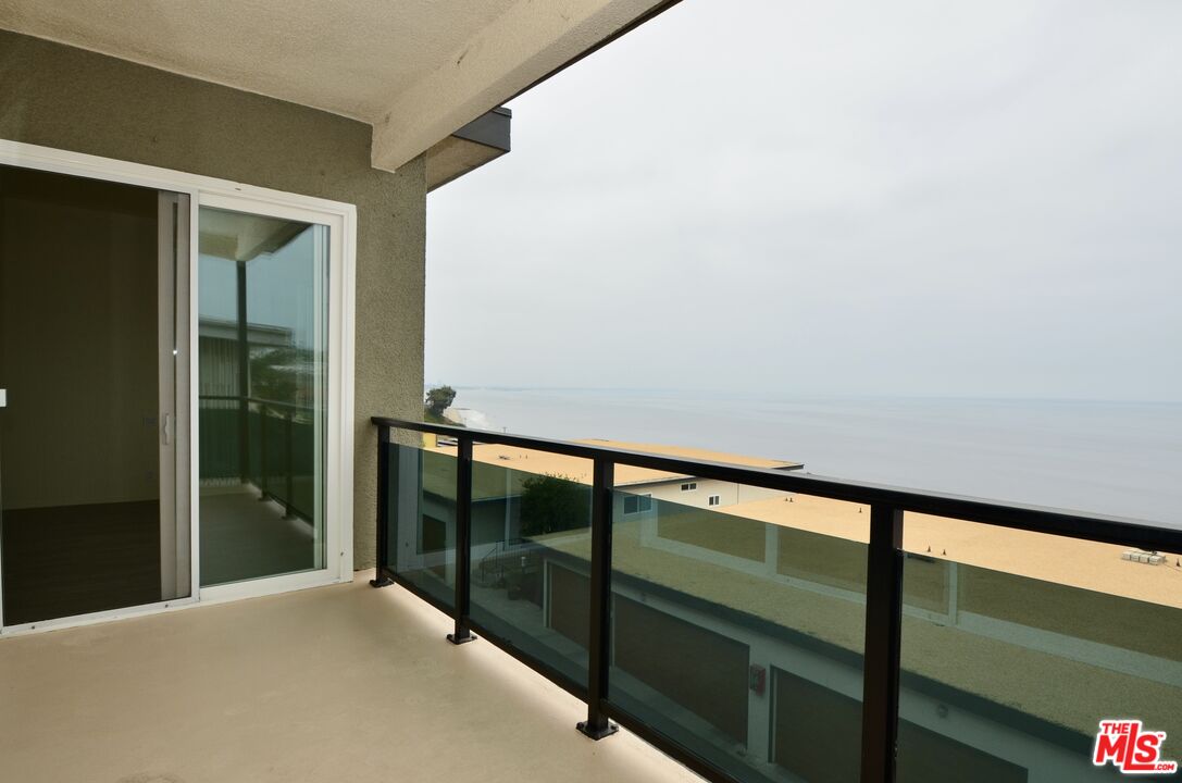 18069 Coastline Dr 10 — photo