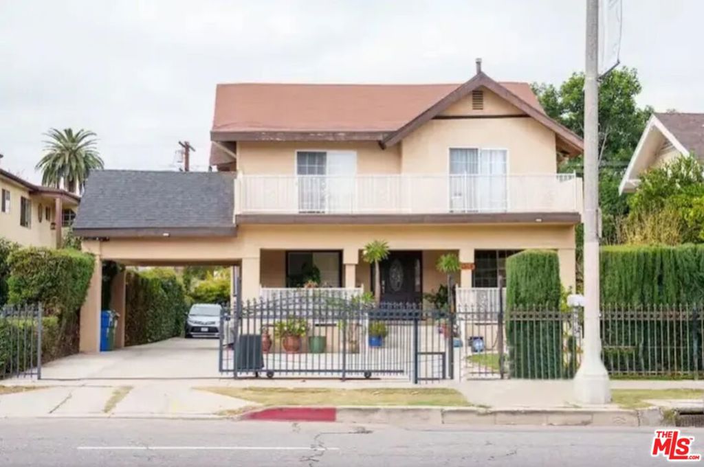 1215 Crenshaw Boulevard — photo
