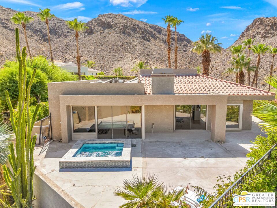 33 N Mirage Cove Drive — photo
