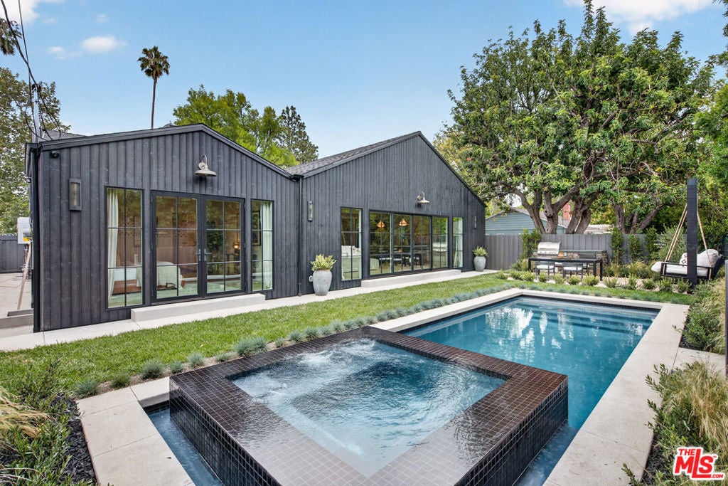 12610 Sarah Street — photo