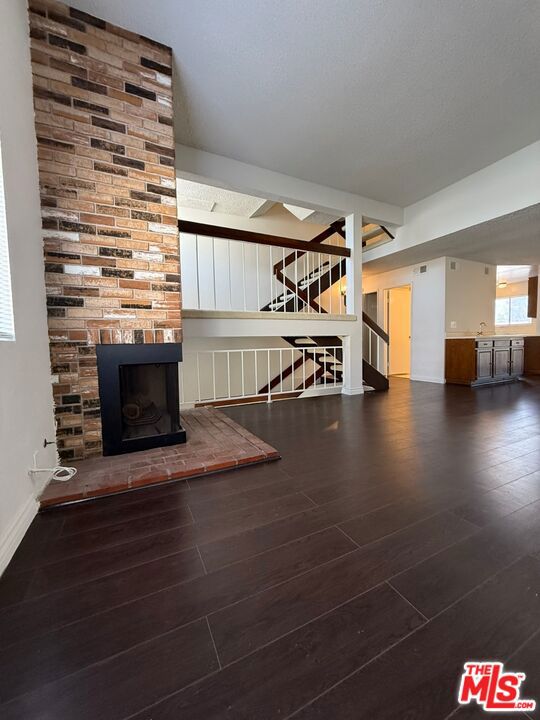 2809 Montrose Avenue 10 — photo