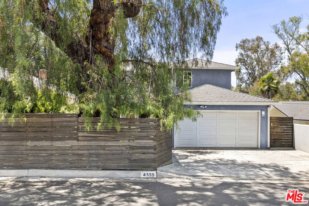 4555 Don Pio Drive — photo