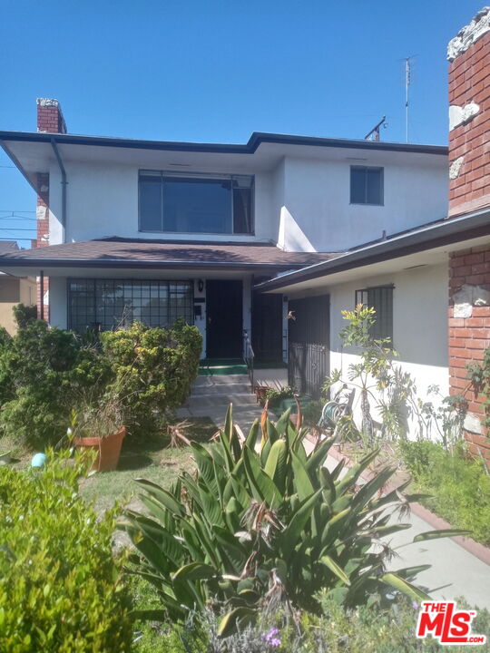 5413 W Slauson Ave — photo