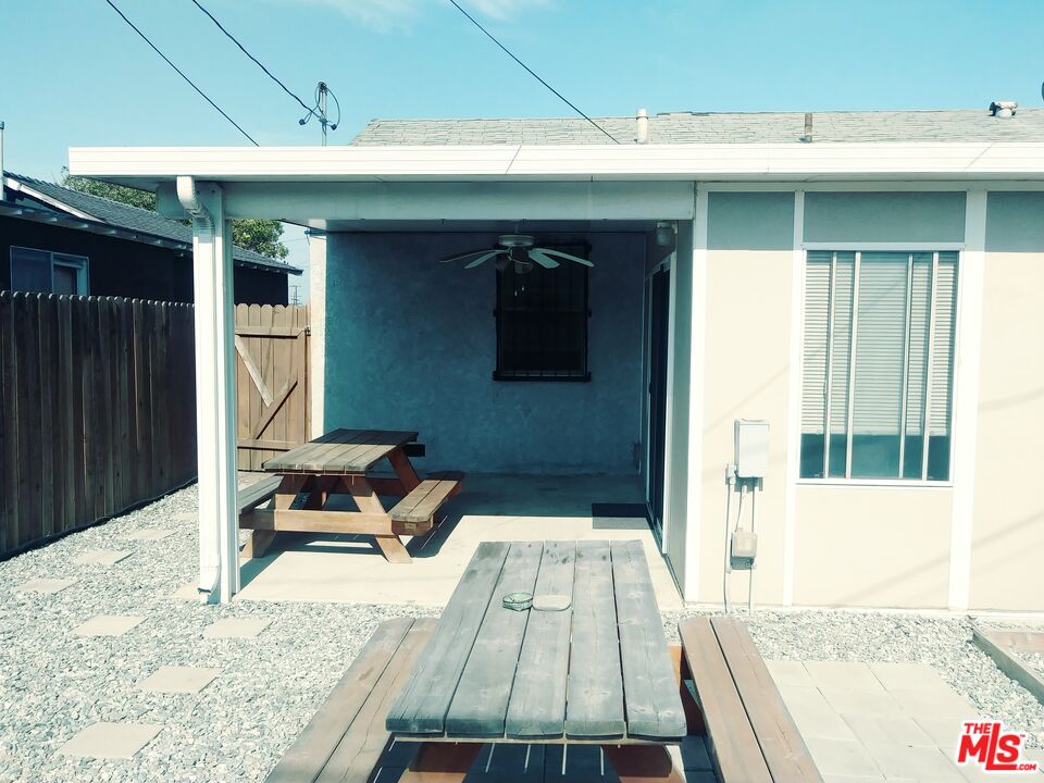 413 N Broadacres Ave, Compton, CA 90220 — photo 2