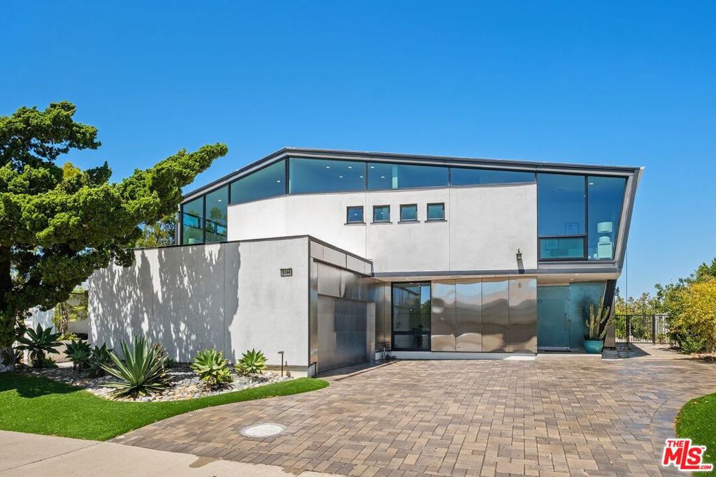 3144 Alta Laguna Boulevard — photo