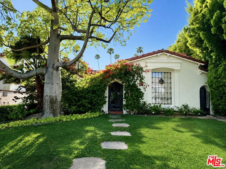 315 N Wetherly Drive — photo