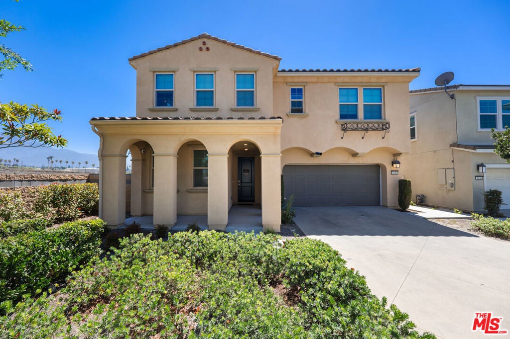 1640 Santa Fe Place — photo