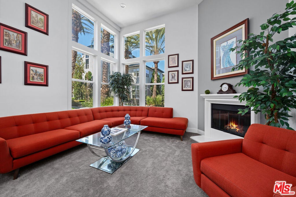 5800 Seawalk Drive 2 — photo